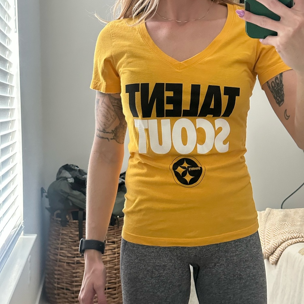 Steelers Talent Scout Women's V-Neck T-Shirt